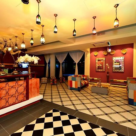Langit Langi Hotel @ Порт-Диксон Экстерьер фото